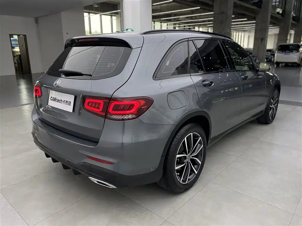 Mercedes-Benz GLC 2021 — фото 32