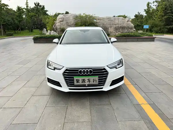 Audi A4L 2017