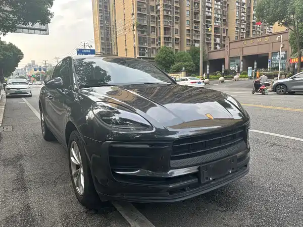 Porsche Macan 2023
