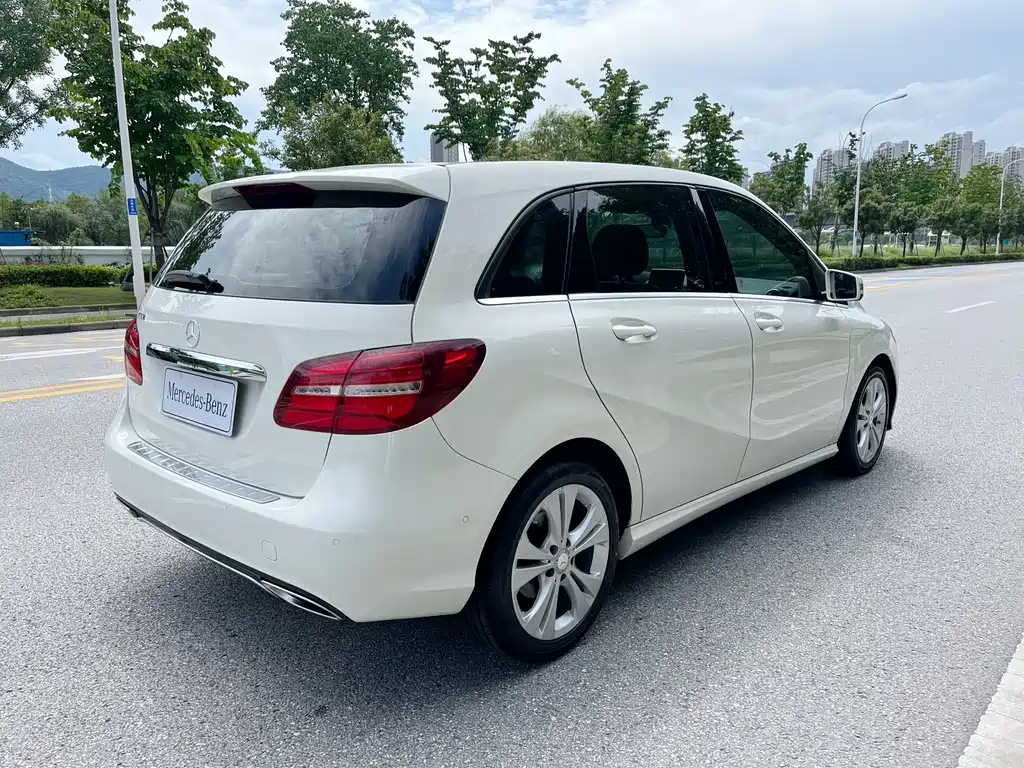 Mercedes-Benz B-Class 2016