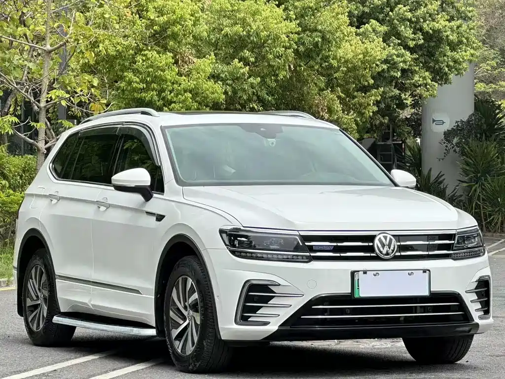 Volkswagen Tiguan L PHEV 2021 — фото 3