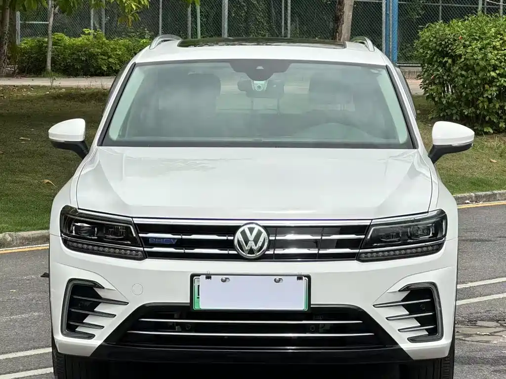 Volkswagen Tiguan L PHEV 2021 — фото 2