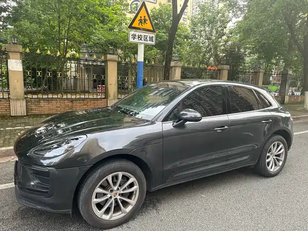 Porsche Macan 2023