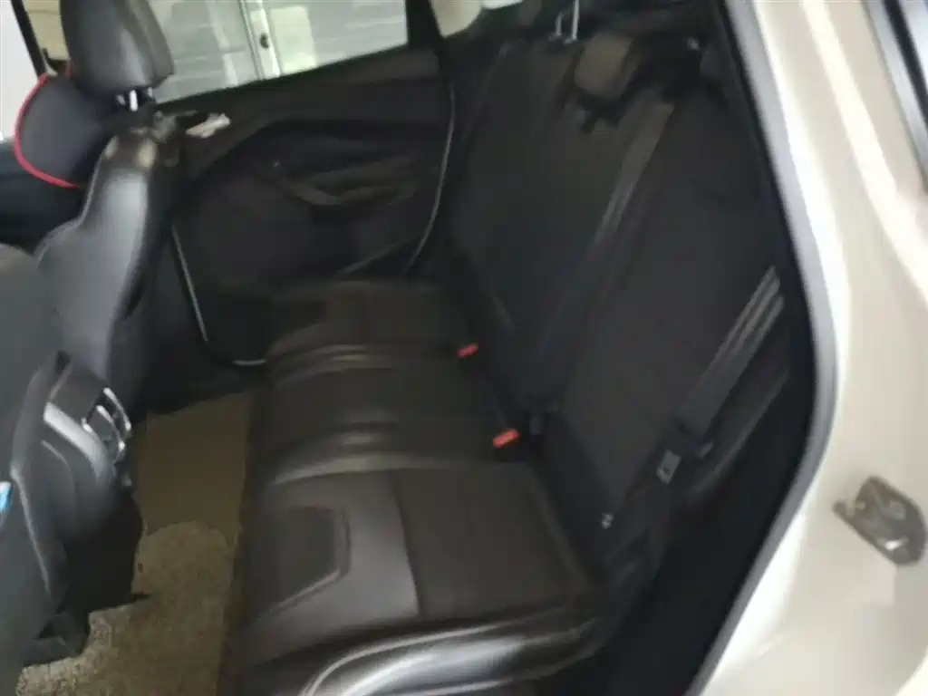 Ford Kuga 2014 — фото 17