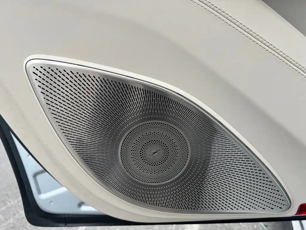 Mercedes-Benz GLS 2023 — фото 7