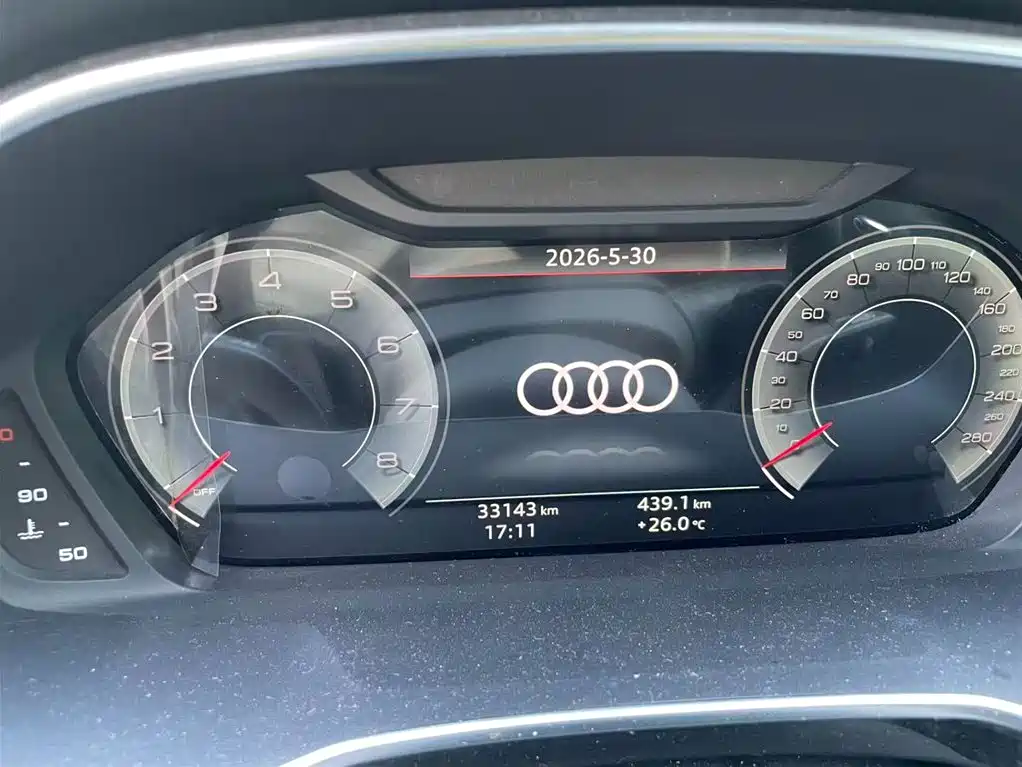 Audi Q3 2022 — фото 7