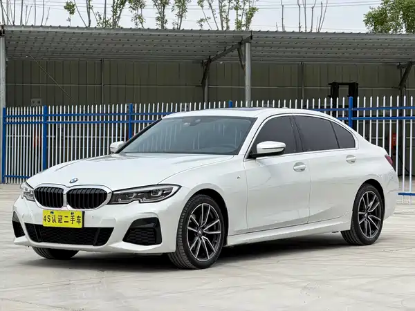 BMW 3 Series 2022