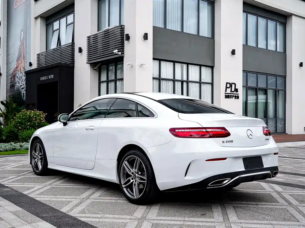Mercedes-Benz E-Class 2019 — фото 6