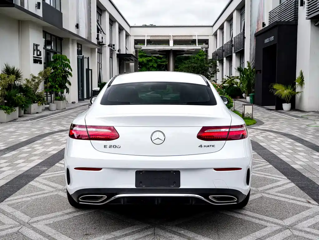 Mercedes-Benz E-Class 2019 — фото 8