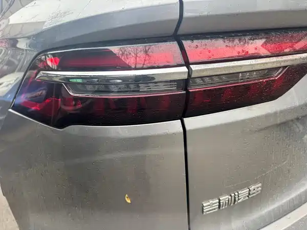 Geely Xingyue L 2022