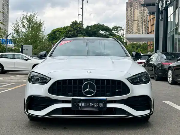 Mercedes-Benz C-Class AMG 2025