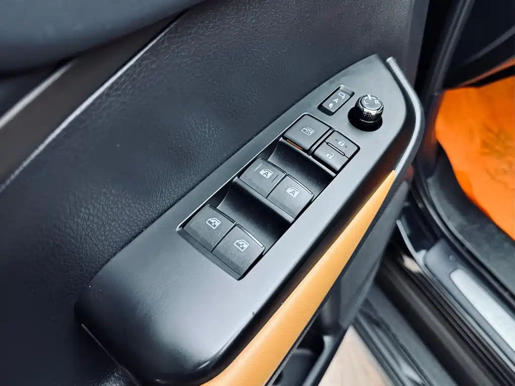 Toyota Highlander 2021 — фото 12