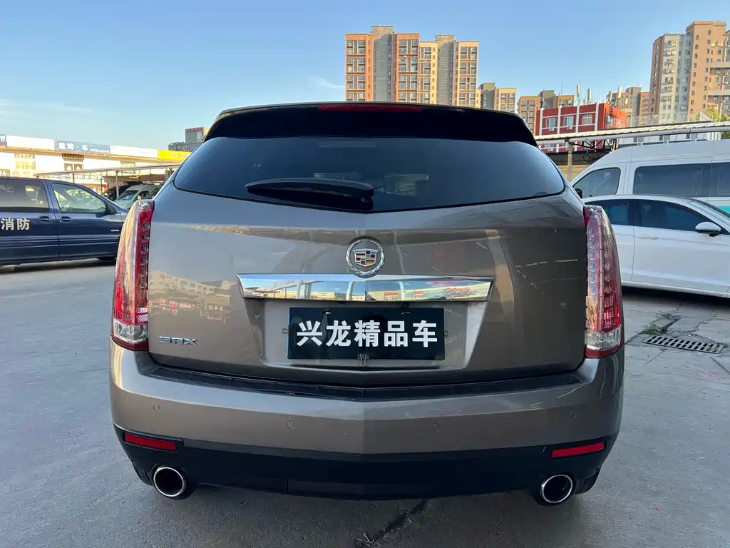 Cadillac SRX 2012 — фото 14
