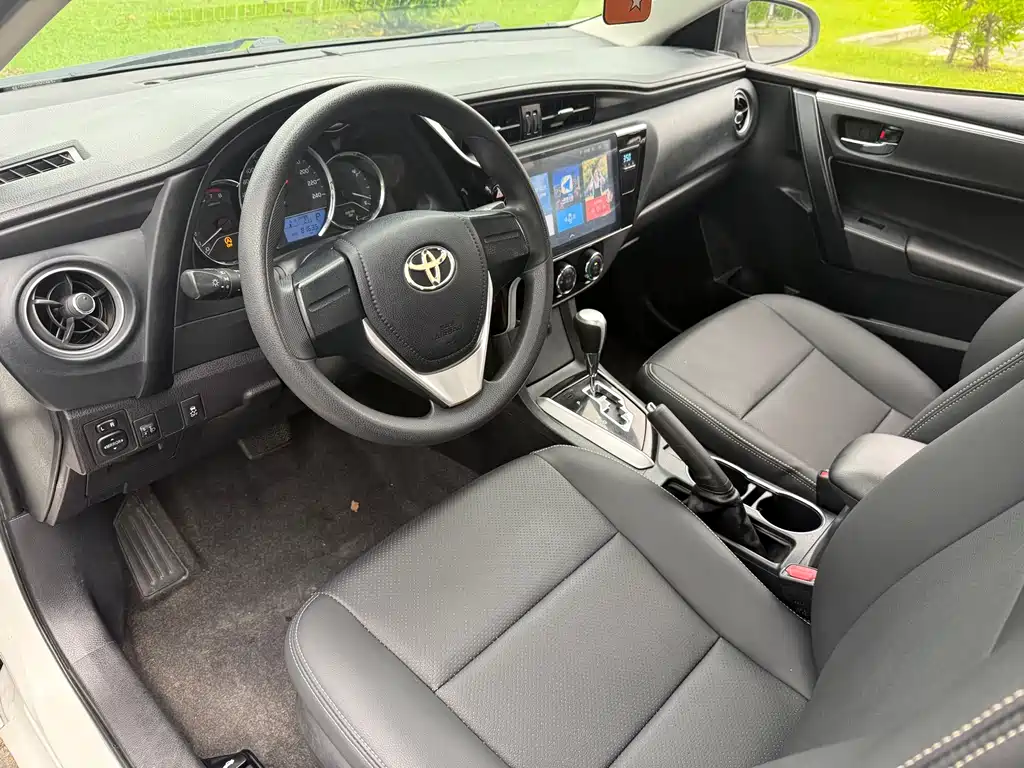 Toyota Corolla 2017 — фото 8