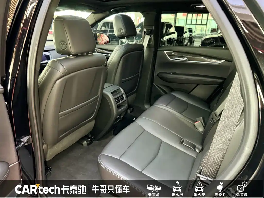 Cadillac XT5 2024 — фото 18