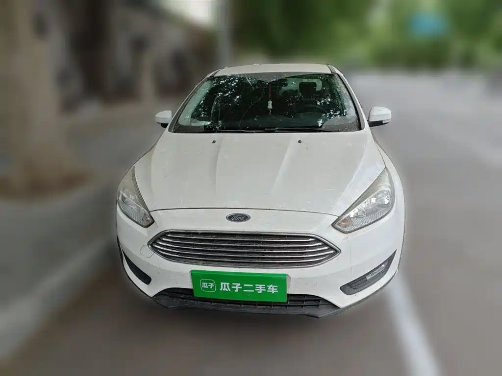 Ford Focus 2016 — фото 24