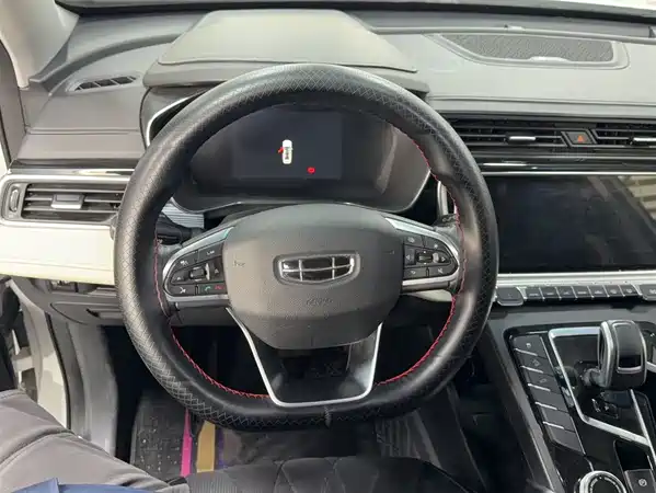 Geely Boyue 2022