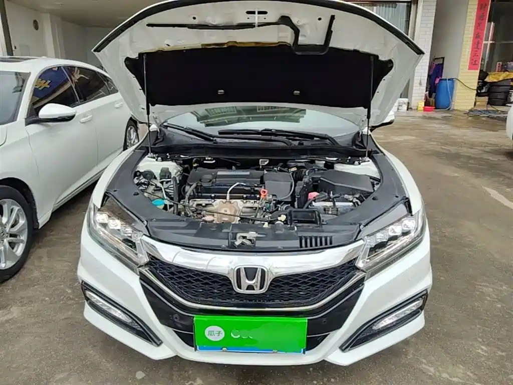 Honda Spirior 2015 — фото 20
