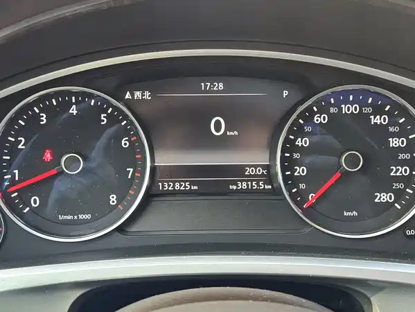Volkswagen Touareg 2015