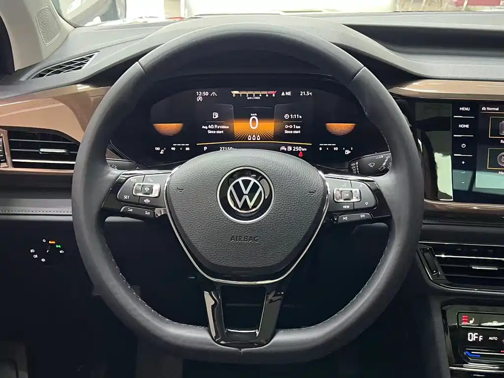 Volkswagen Tharu 2022 — фото 11