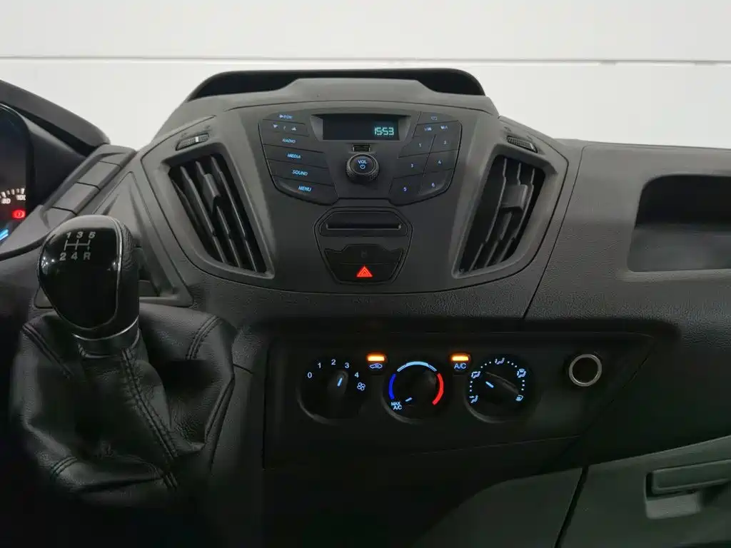 Ford Transit 2021 — фото 12