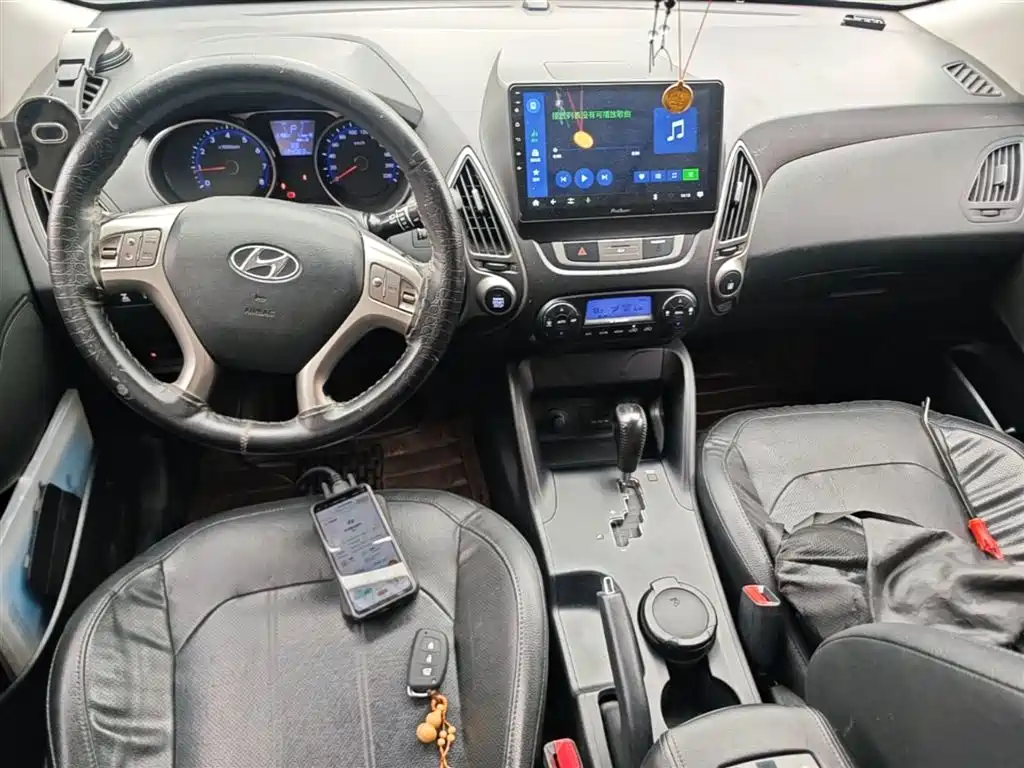 Hyundai ix35 2015 — фото 10