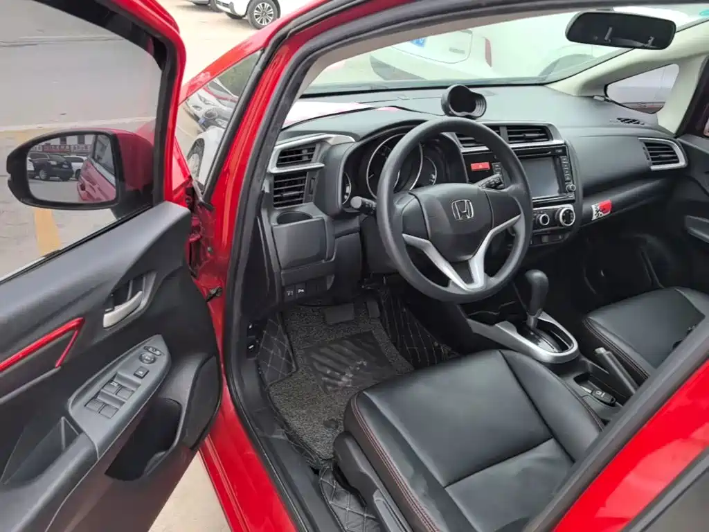 Honda Fit 2014 — фото 16