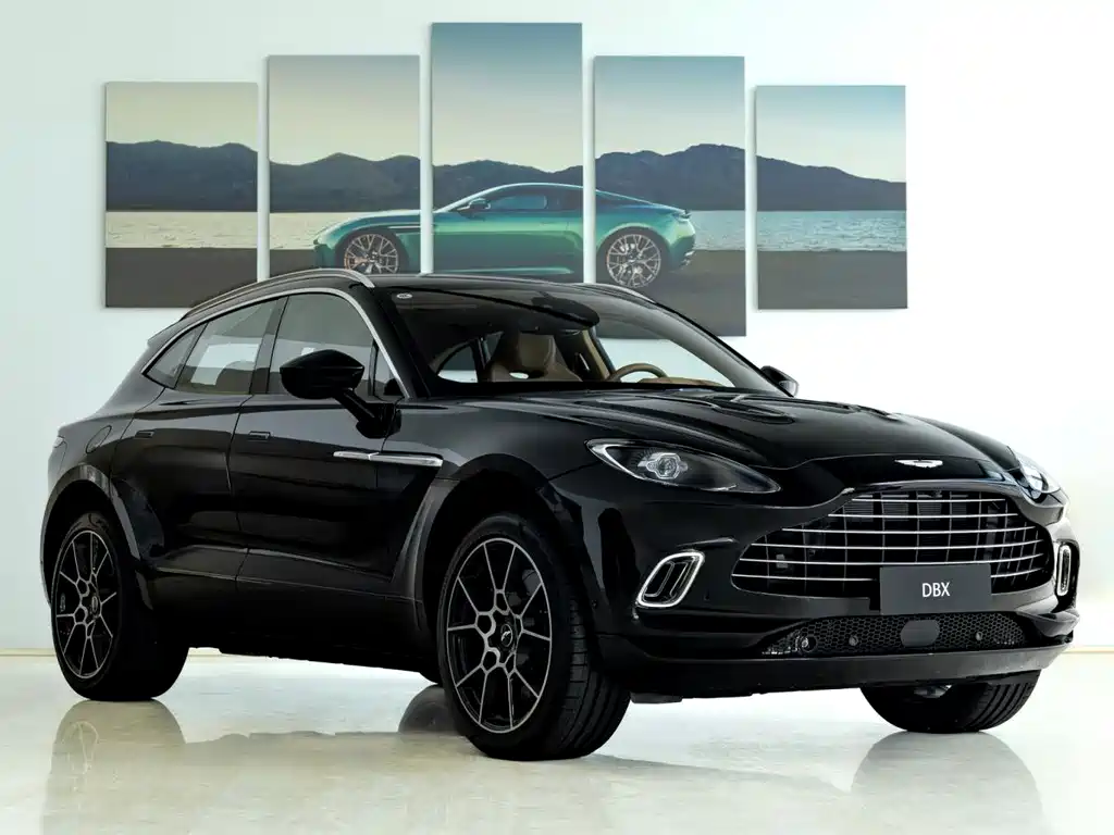 Aston Martin DBX — фото 4