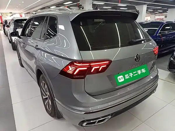 Volkswagen Tiguan L Plug-In Hybrid 2022