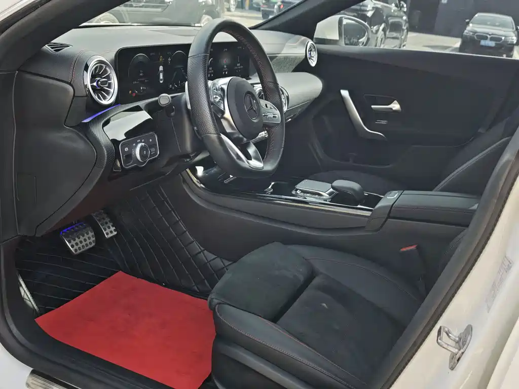 Mercedes-Benz CLA 2023 — фото 12