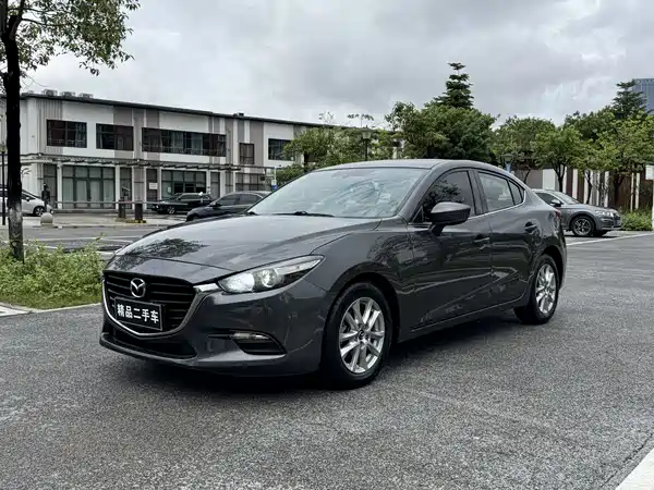 Mazda 3 Axela 2019