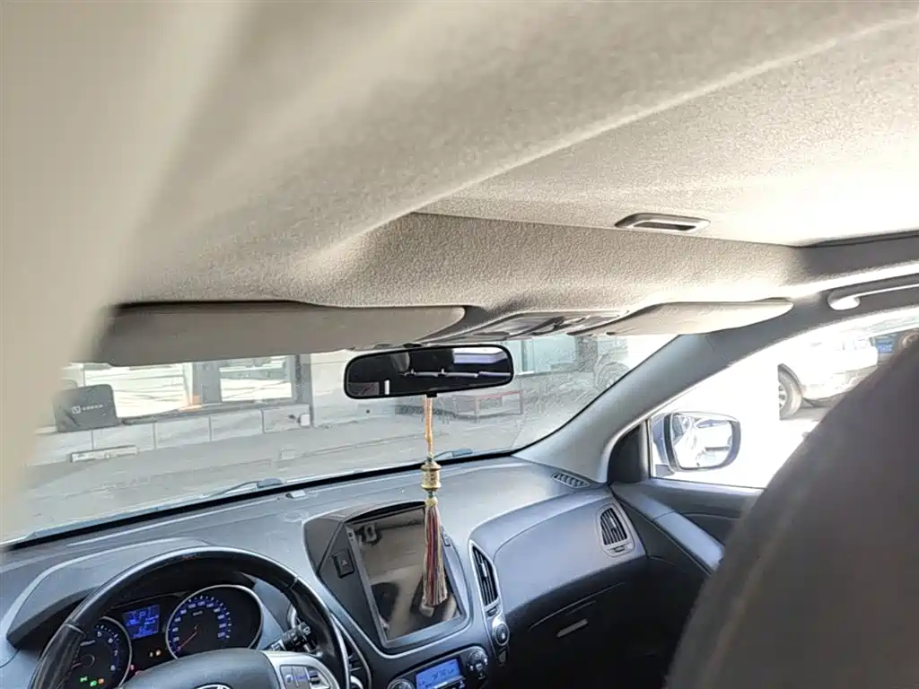Hyundai ix35 2016 — фото 18