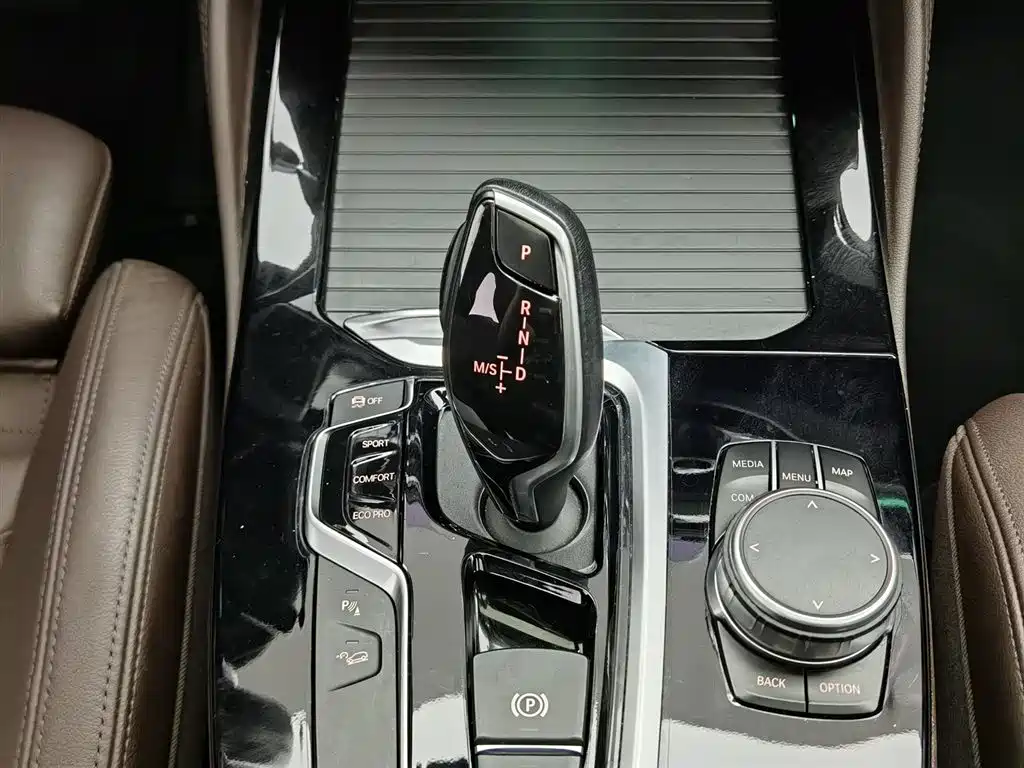BMW X4 2020 — фото 13