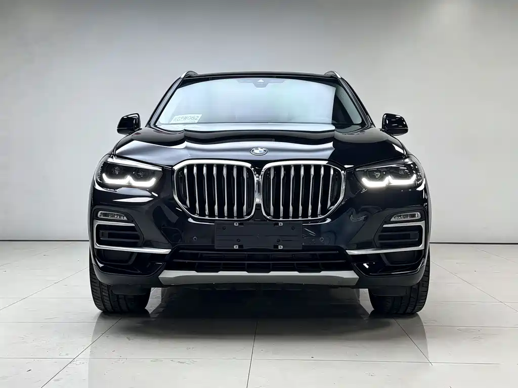 BMW X5 2021 — фото 2