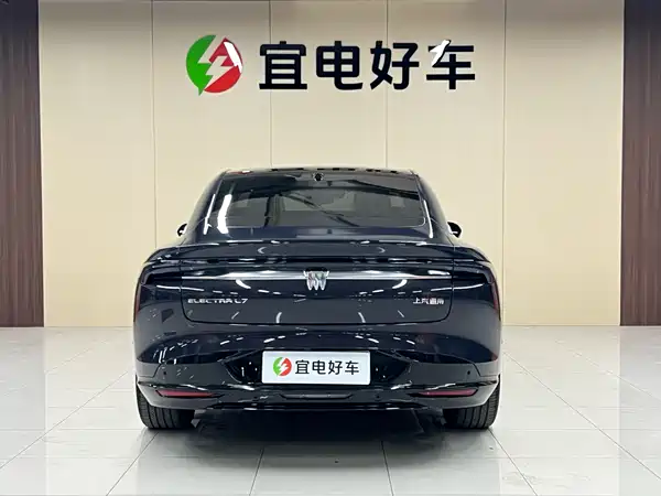 Buick Zhijing L7 2025