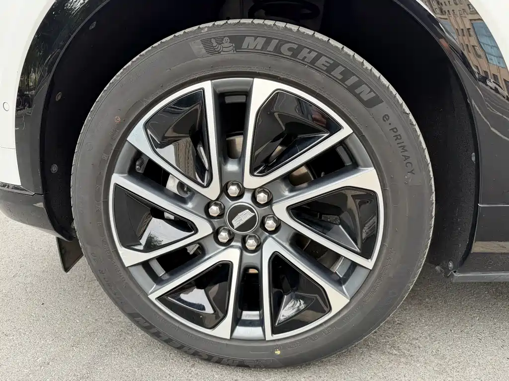 Cadillac IQ 2024 — фото 14