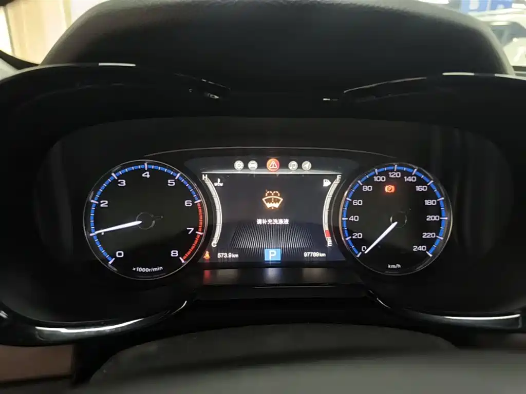 GAC Motor Trumpchi GS8 2017 — фото 12
