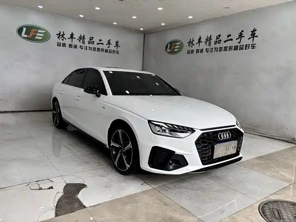 Audi A4L 2025