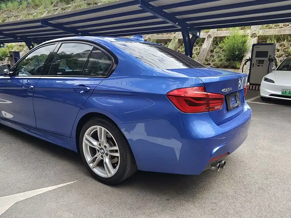 BMW 3 Series 2017 — фото 31