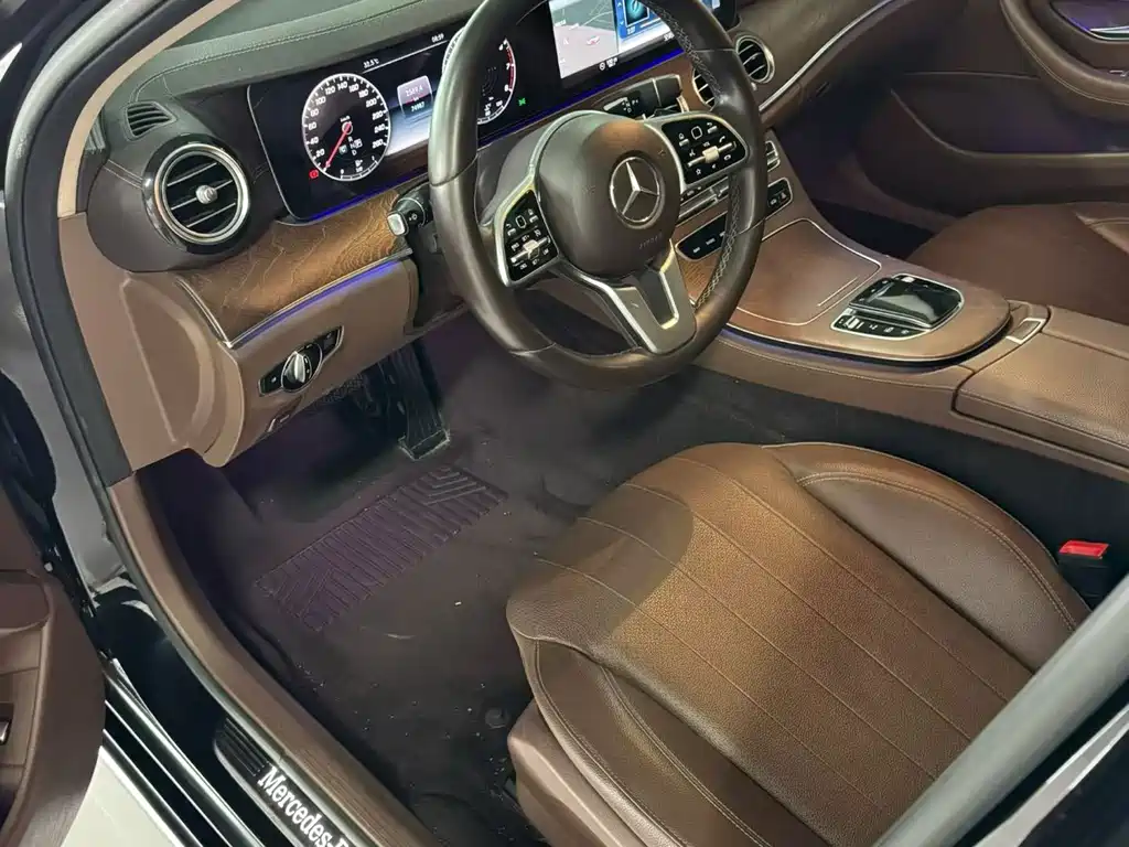 Mercedes-Benz E-Class 2019 — фото 6