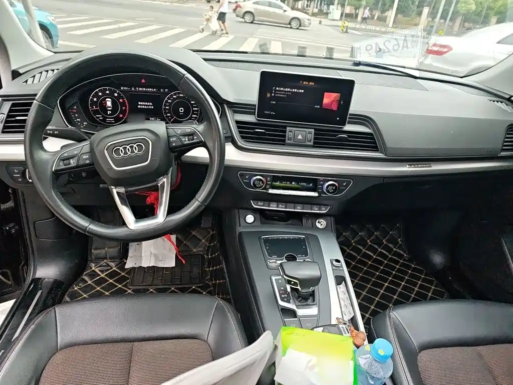 Audi Q5L 2018 — фото 6