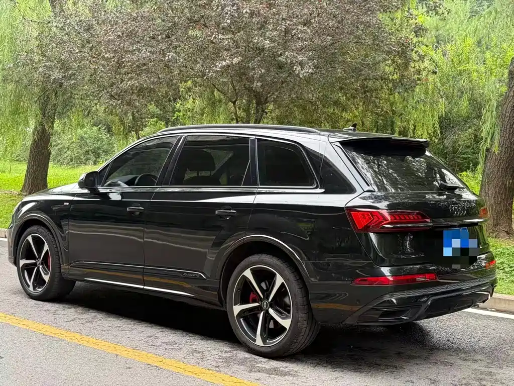 Audi Q7 2022 — фото 4