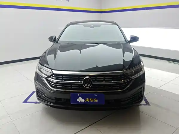 Volkswagen Sagitar 2023