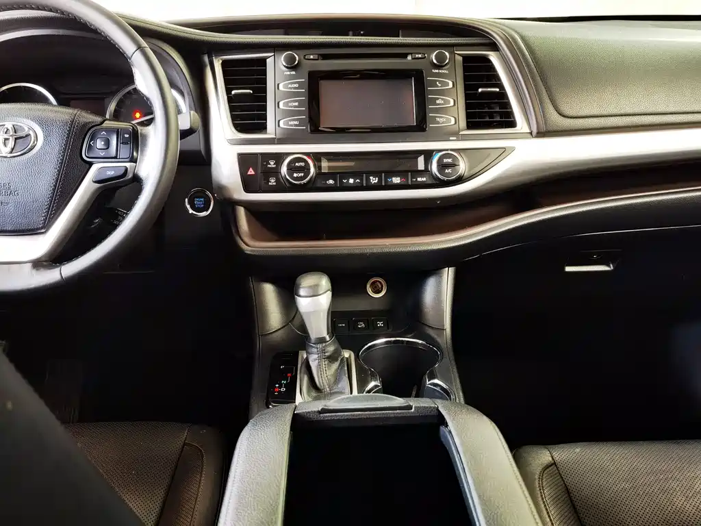 Toyota Highlander 2016 — фото 14