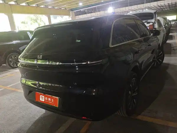 Li Auto L6 2026