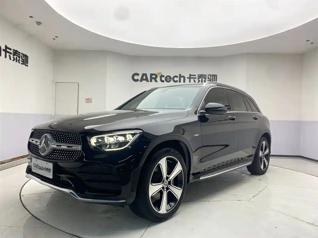 Mercedes-Benz GLC 2023 — фото 1