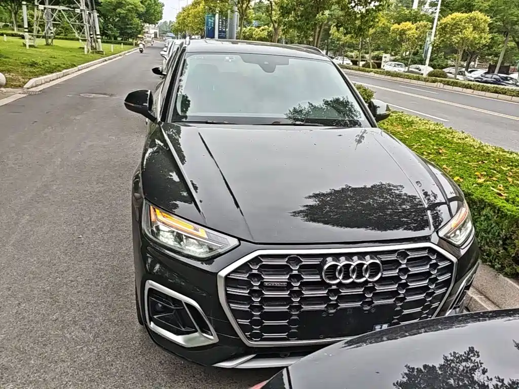 Audi Q5L 2023 — фото 3