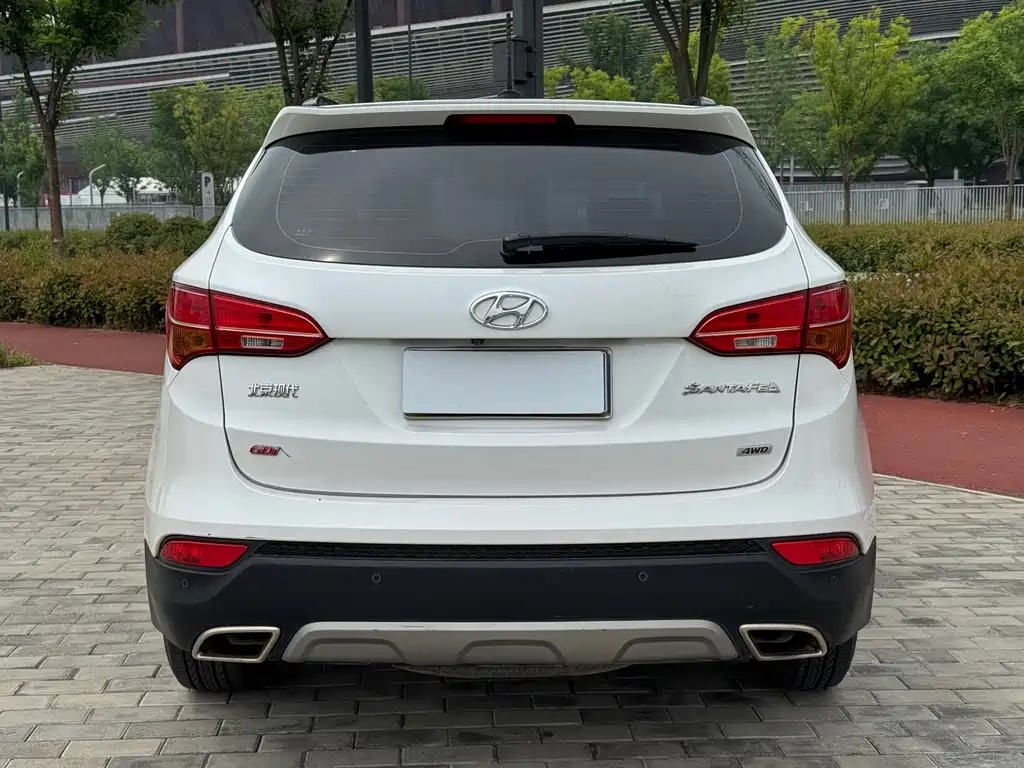 Hyundai Santa Fe 2014 — фото 25