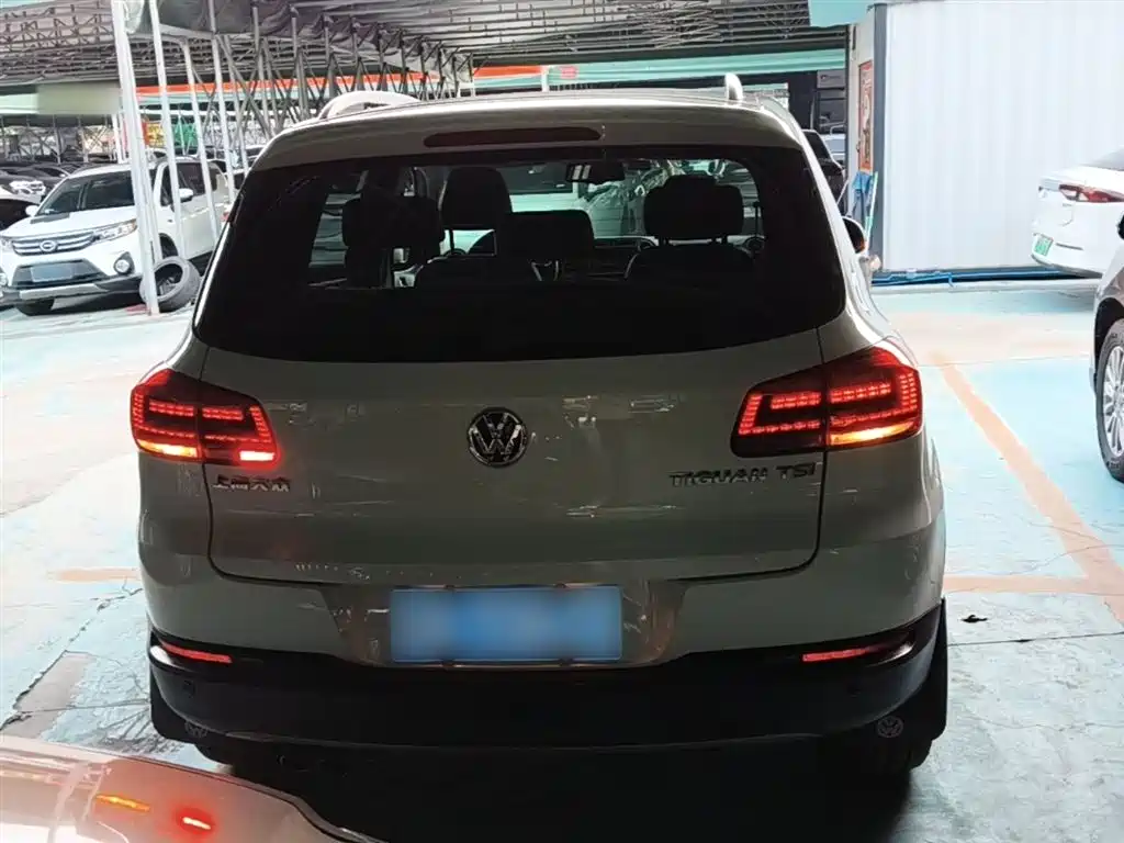 Volkswagen Tiguan 2015 — фото 6