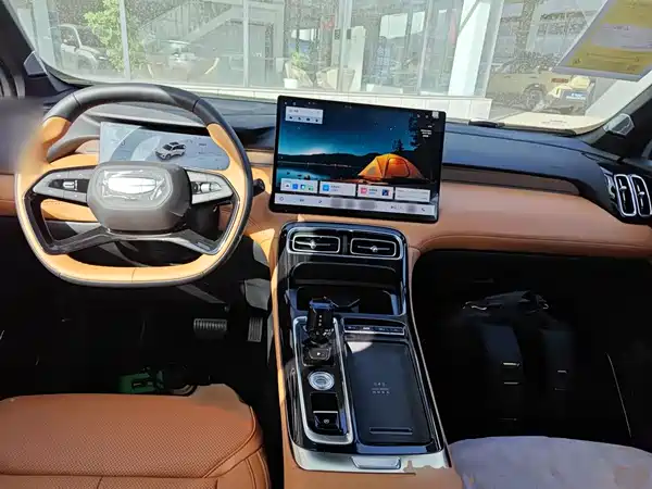 Geely Boyue L 2026